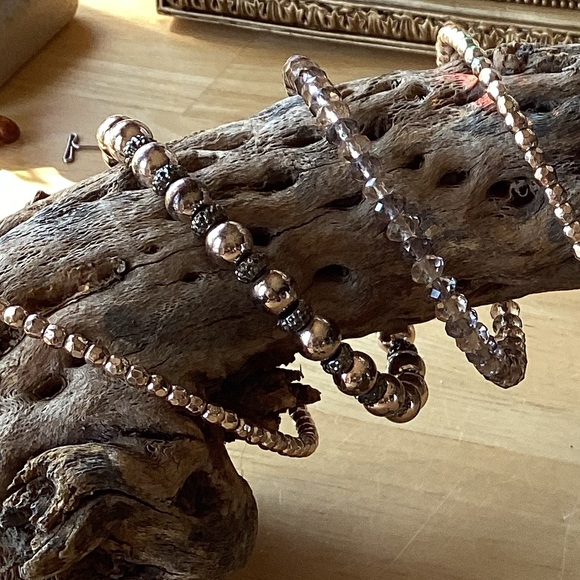 Wrap Beaded Bracelet Set - Picture 4 of 6